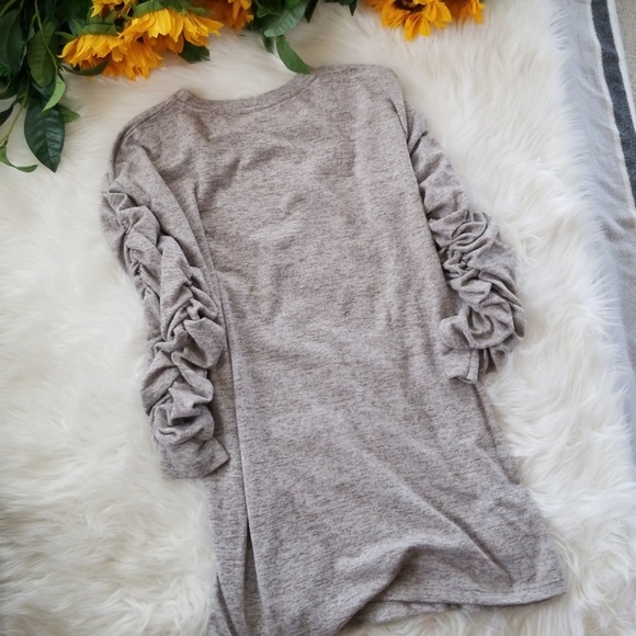 Zara Mini dress with gathered sleeves - Picture 4 of 5